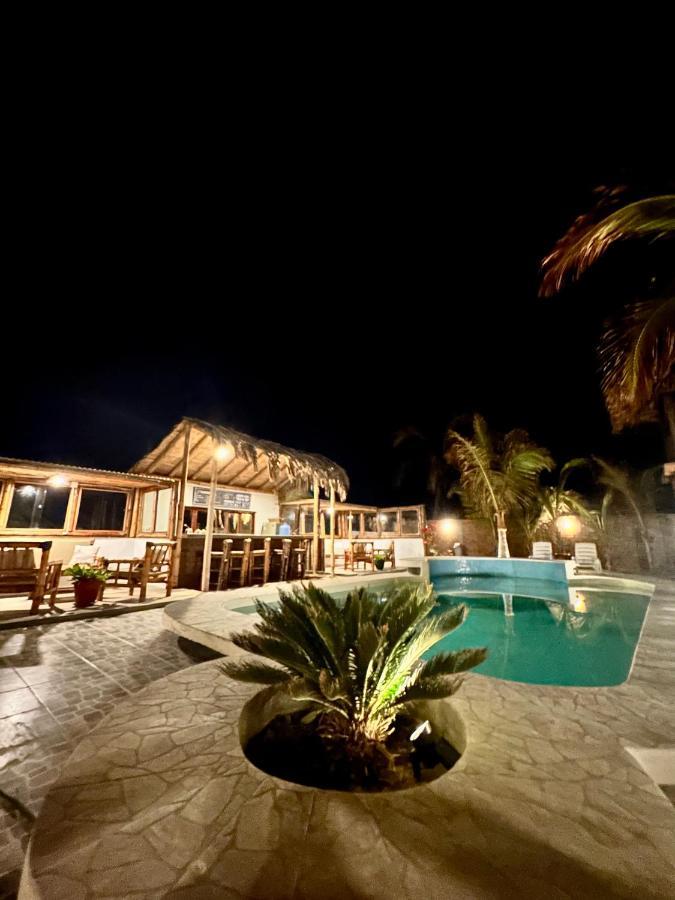 Hotel Puerto Antiguo Los Órganos Buitenkant foto